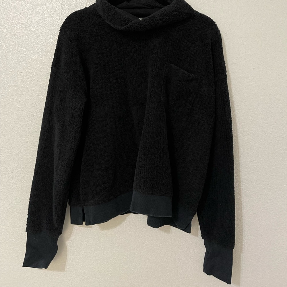 Vineyard Vines Sweater